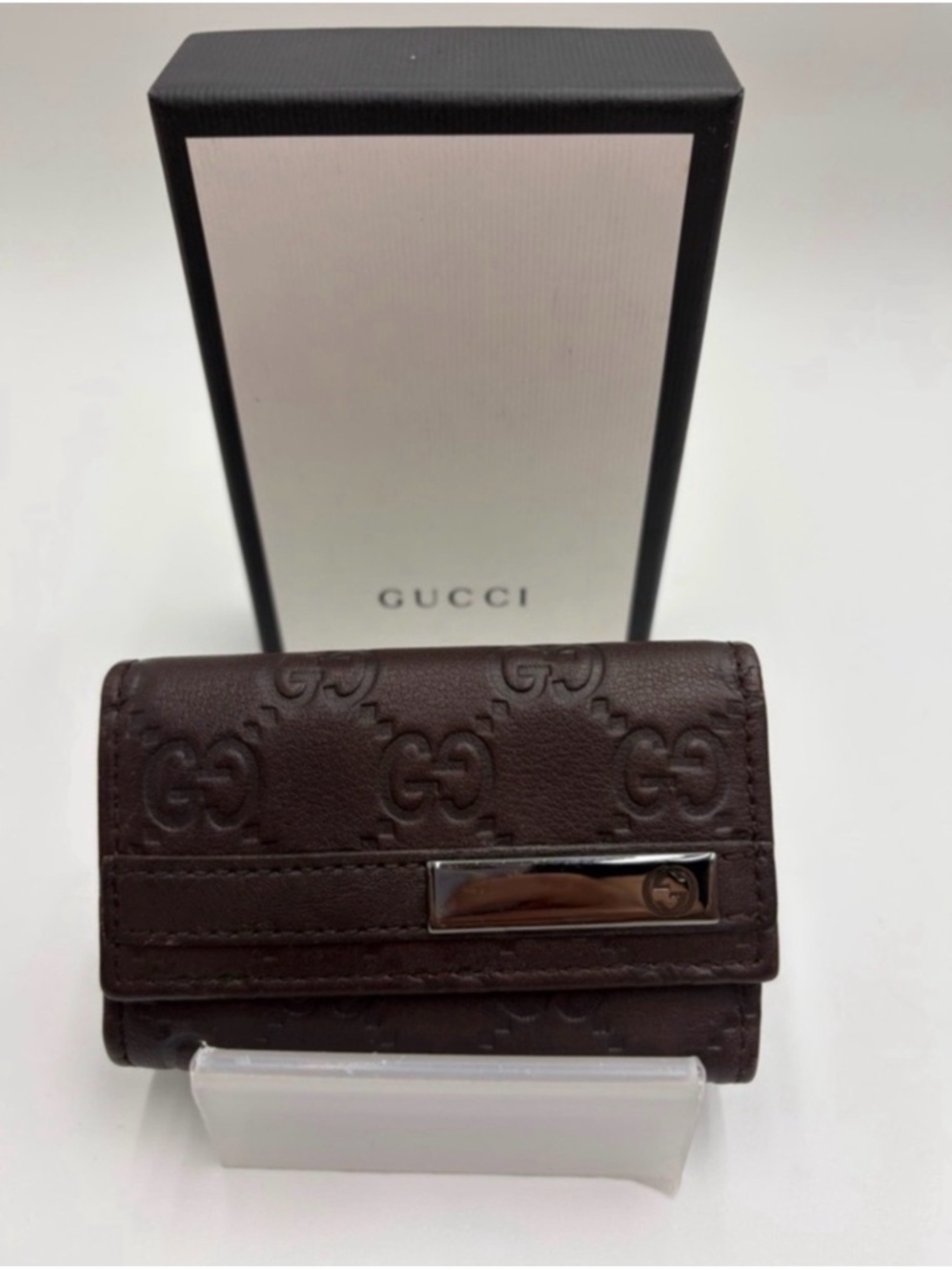✨Live Show Listing✨ Gucci Brown Leather Key Case
